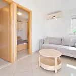 Sunny Διαμέρισμα *