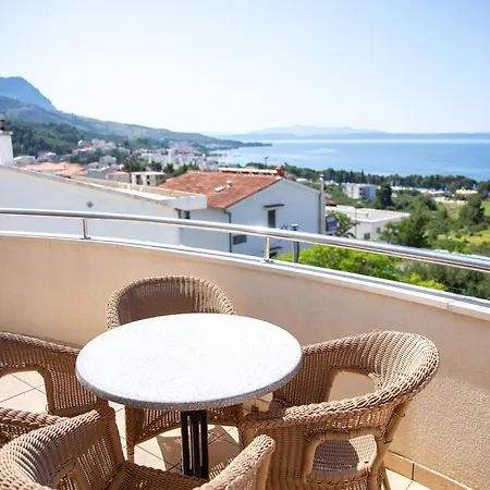 Sunny Apartment Tučepi