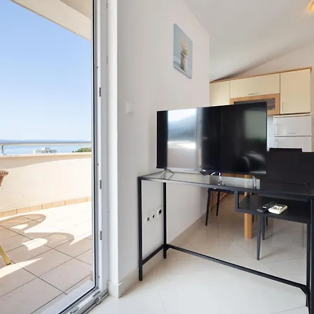 Sunny Apartment Tučepi