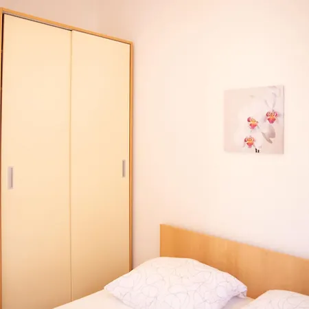 Apartment Sunny Tučepi